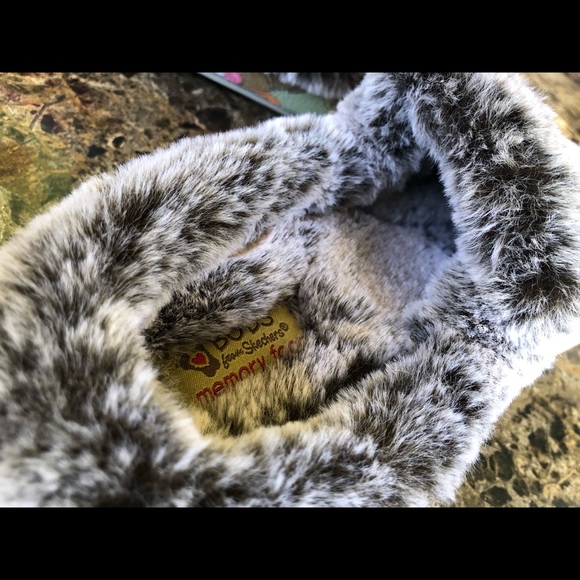 Skechers  Dog Cuddle Mutts Slip On Casual Shoes - Picture 10 of 16